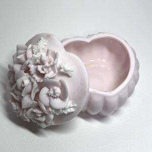 💗Vintage Ardalt Creation Japan “Verithin” Floral Heart Trinket Box Lenwile